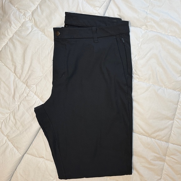 lululemon athletica Black Men's Pants stretchy and lightweight - Picture 1 of 8